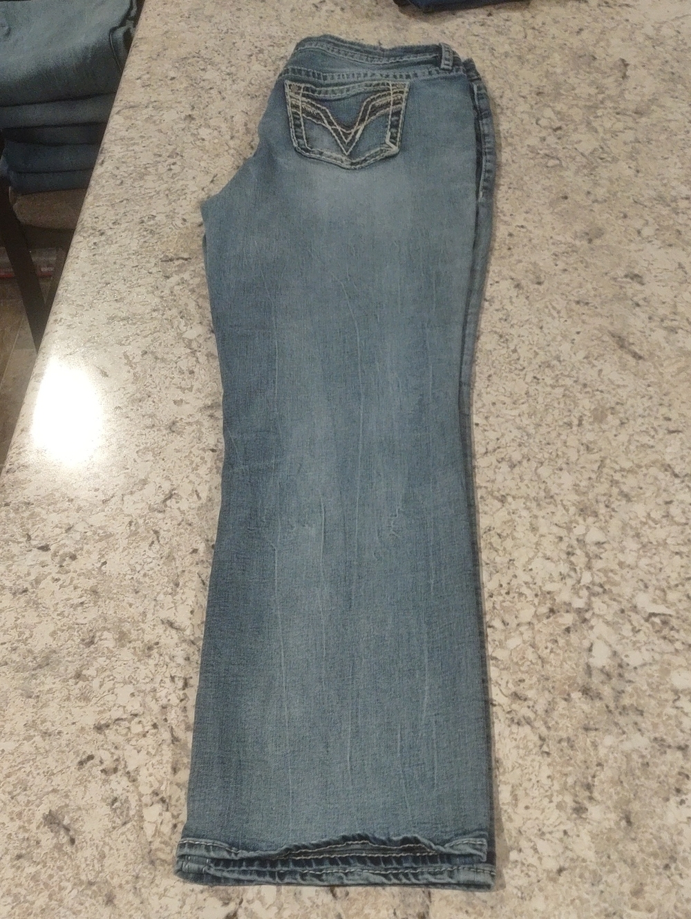 Cboone361 Bundle: Vigoss Slim Bootcut Embroidered Denim Blue Jeans S20 L32